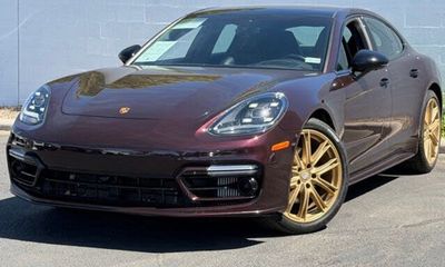 2023 Porsche Panamera