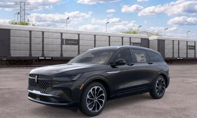 2026 Lincoln Nautilus Reserve
