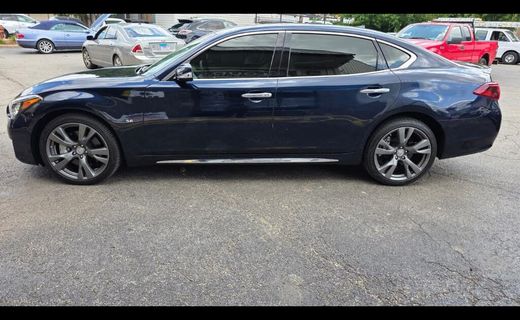2016 Infiniti Q70L
