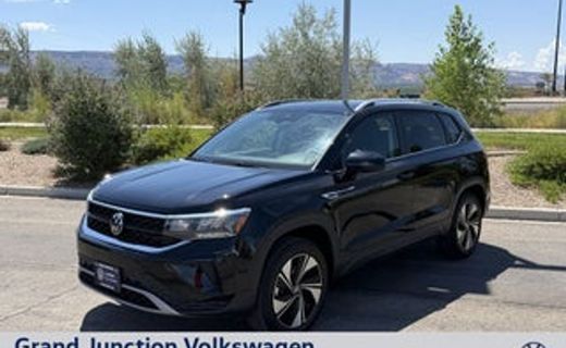 2024 Volkswagen Taos 4MOTION SE