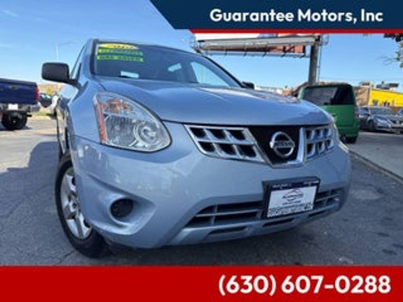 2011 Nissan Rogue — a typically priced live listing