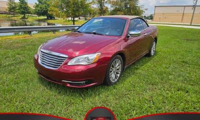 2013 Chrysler 200 Limited