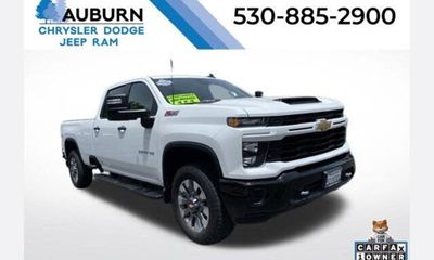 2024 Chevrolet Silverado HD Custom