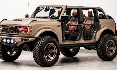 2026 Ford Bronco Base