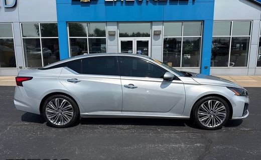 2023 Nissan Altima SL