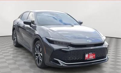 2023 Toyota Crown Limited