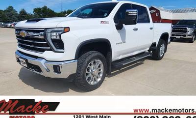 2024 Chevrolet Silverado HD LTZ
