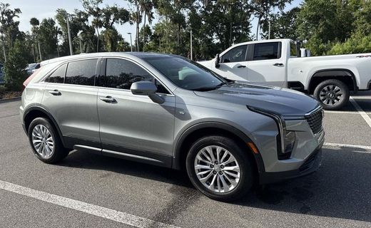 2024 Cadillac XT4 Luxury