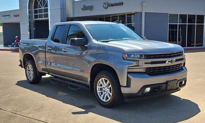2020 Chevrolet Silverado RST