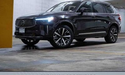 2026 Volvo XC90 Plus Bright