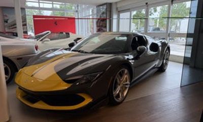 2023 Ferrari 296