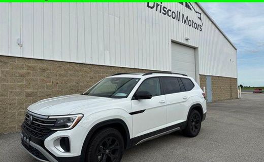 2025 Volkswagen Atlas 4MOTION Peak Edition