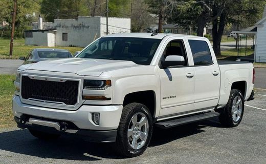 2017 Chevrolet Silverado LT