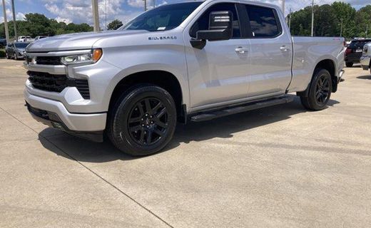 2022 Chevrolet Silverado RST