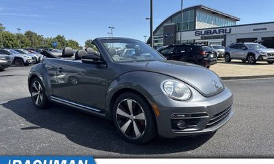 2013 Volkswagen Beetle Turbo Convertible