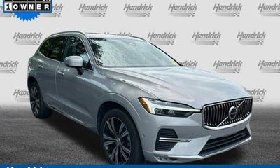2023 Volvo XC60 Plus Bright