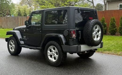 2013 Jeep Wrangler Sahara