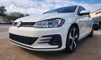 2018 Volkswagen Golf GTI S SE Autobahn