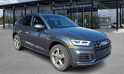 2020 Audi Q5 20T Titanium Premium