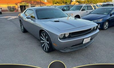 2014 Dodge Challenger Base
