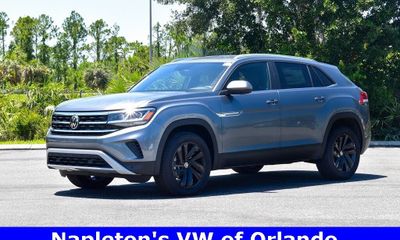 2023 Volkswagen Atlas Cross Sport SE