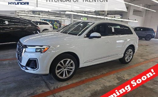 2025 Audi Q7 Quattro Premium Plus