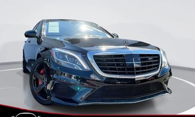 2017 Mercedes-Benz S-Class AMG S63