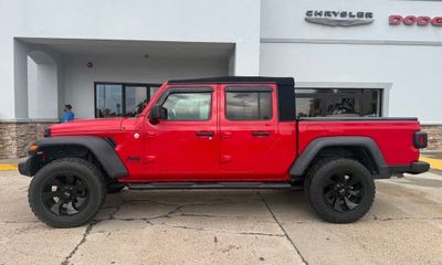 2020 Jeep Gladiator Sport