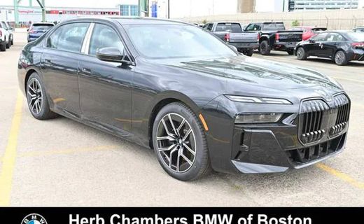 2026 BMW 740I