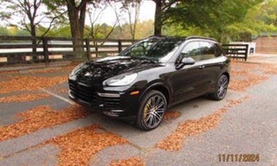 2017 Porsche Cayenne GTS