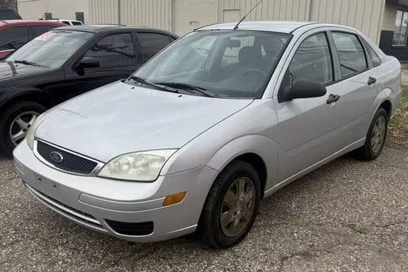 2007 Ford Focus — a typically priced live listing