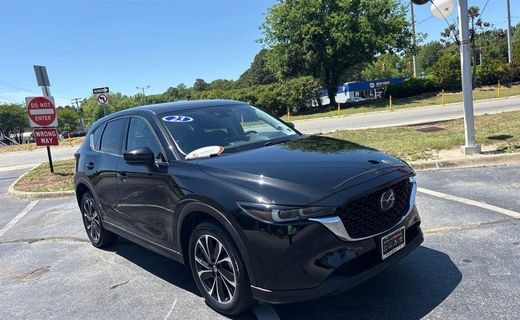 2023 Mazda CX-5 Premium Package