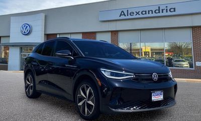 2023 Volkswagen ID 4 Pro S Plus