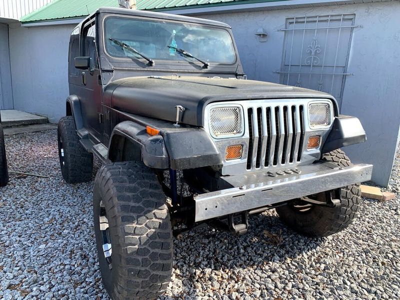 1994 Jeep Wrangler — a typically priced live listing