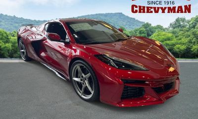 2025 Chevrolet Corvette E RAY Standard