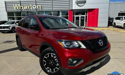 2019 Nissan Pathfinder SV