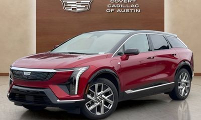 2027 Cadillac Optiq Luxury