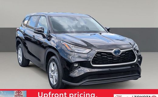 2023 Toyota Highlander LE