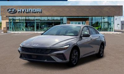 2026 Hyundai Elantra SEL Sport Premium