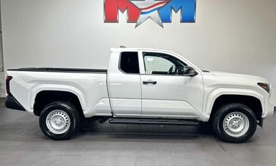 2025 Toyota Tacoma SR Xtracab