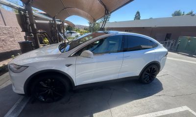 2018 Tesla Model X 75D