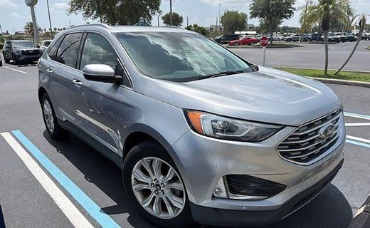2020 Ford Edge Titanium