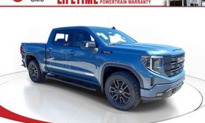2025 GMC Sierra SLT