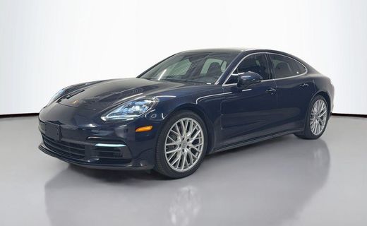 2018 Porsche Panamera 4S