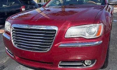 2012 Chrysler 300 Limited