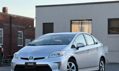 2012 Toyota Prius TWO