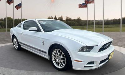 2014 Ford Mustang V6 Coupe
