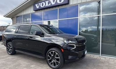 2024 Chevrolet Suburban LT