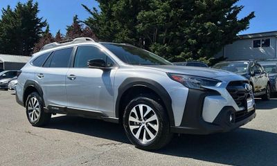 2024 Subaru Outback Premium