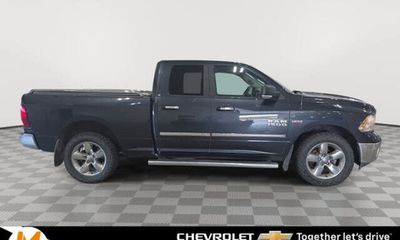 2017 Ram 1500 SLT